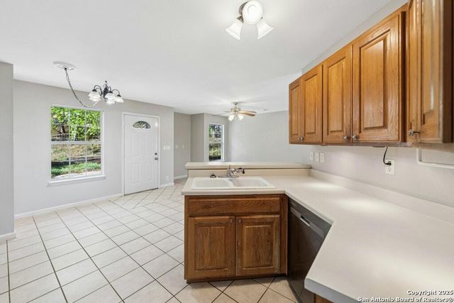 221 N Scenic Loop, Canyon Lake, TX 78133