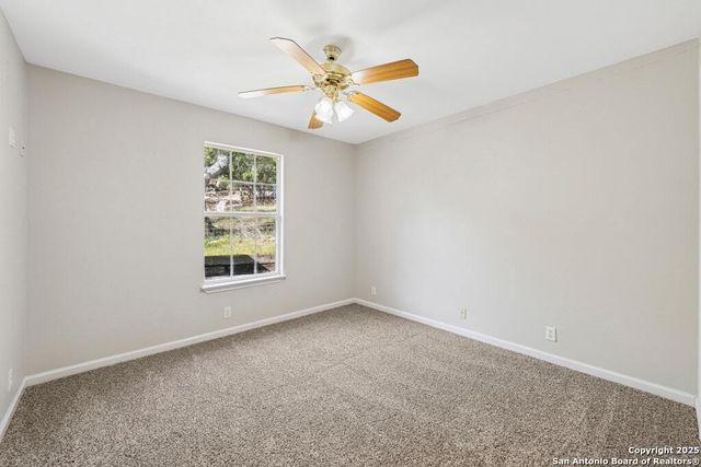 221 N Scenic Loop, Canyon Lake, TX 78133