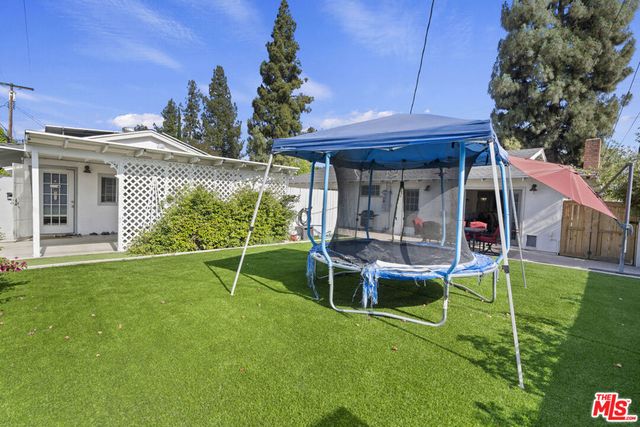 22509 Saticoy Street, West Hills, CA 91307