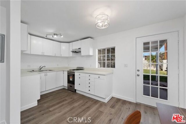 22509 Saticoy Street, West Hills, CA 91307