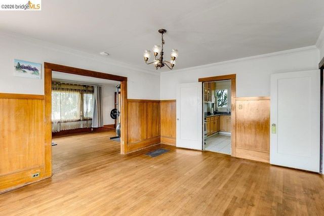 1415 Hampel Street, Oakland, CA 94602