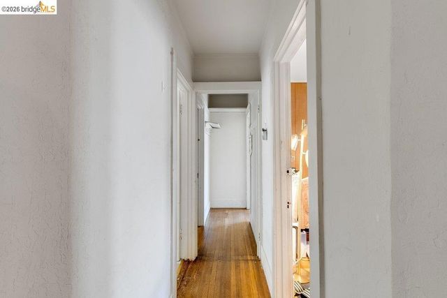 1415 Hampel Street, Oakland, CA 94602