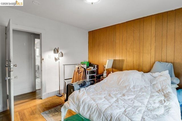1415 Hampel Street, Oakland, CA 94602