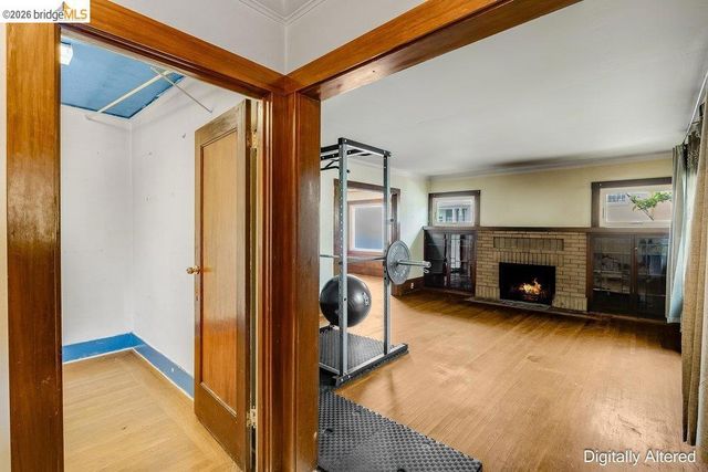 1415 Hampel Street, Oakland, CA 94602