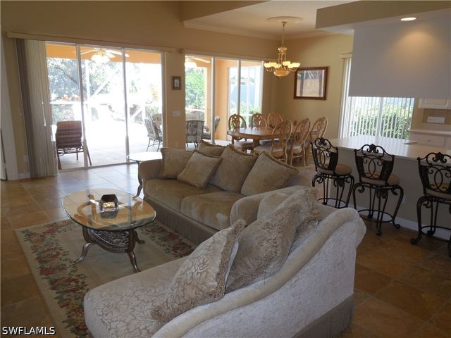 8539 Alessandria CT, Naples, FL 34114