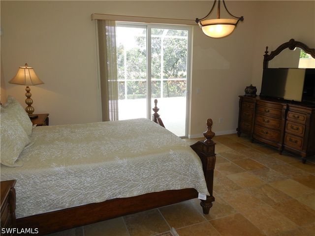 8539 Alessandria CT, Naples, FL 34114
