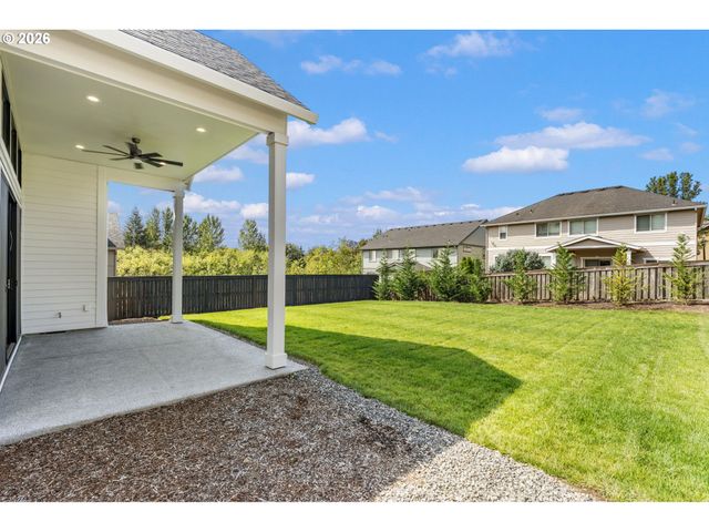 760 N V St, Washougal, WA 98671