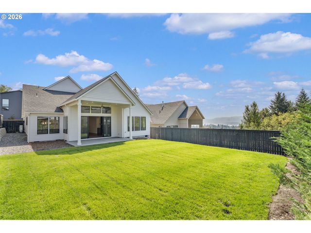 760 N V St, Washougal, WA 98671
