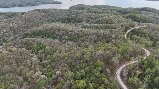75 Overlook Trl, Stewart, TN 37175