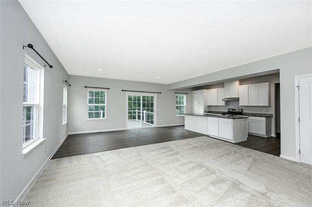 8728 Mavis Trail, Streetsboro, OH 44241