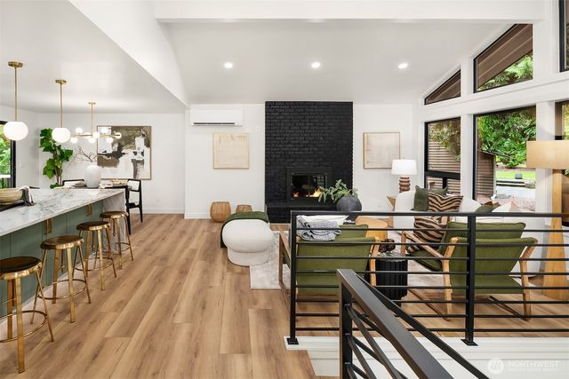 8107 214th Place SE, Woodinville, WA 98072