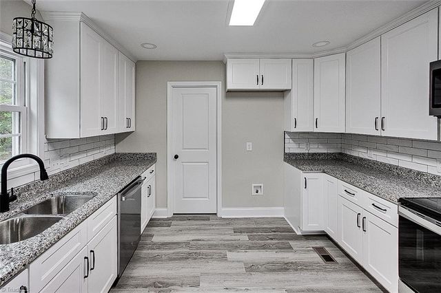 2485 Low Bridge Road, Liberty, NC 27298