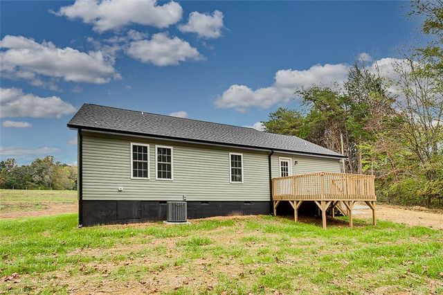 2485 Low Bridge Road, Liberty, NC 27298