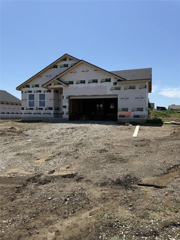 2509 N 8th Avenue E, Newton, IA 50208