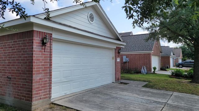 7211 Foxwalk Lane, Humble, TX 77338