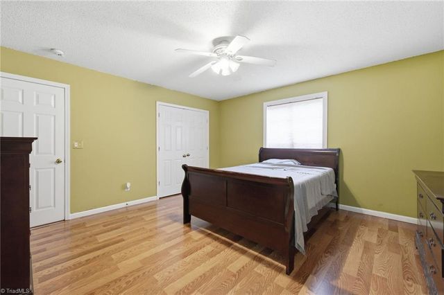 2545 Stratford Lake Road, Winston-salem, NC 27103
