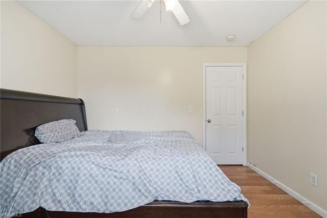2545 Stratford Lake Road, Winston-salem, NC 27103