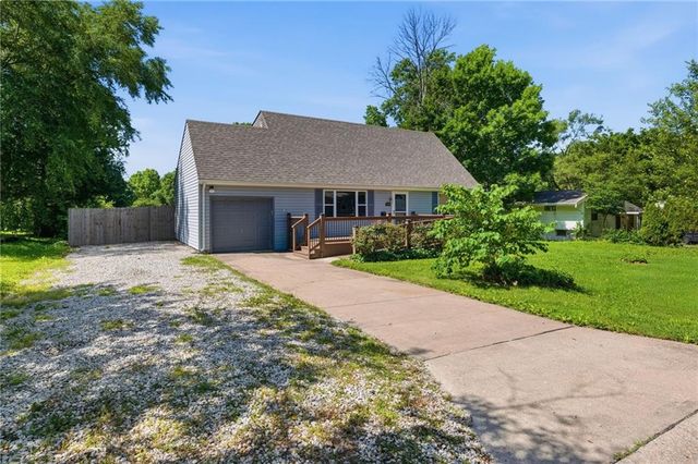 205 Eldorado Drive, Belton, MO 64012