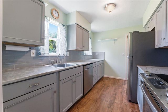 205 Eldorado Drive, Belton, MO 64012