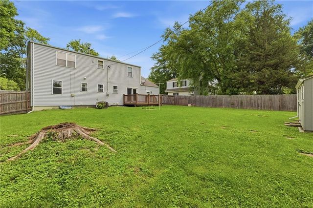 205 Eldorado Drive, Belton, MO 64012