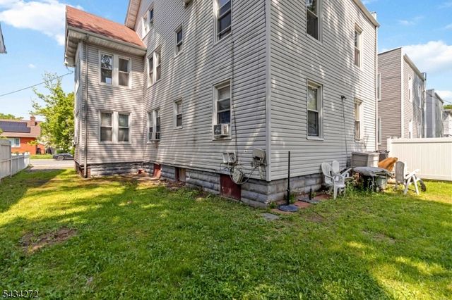 102 Lincoln St, Montclair Twp., NJ 07042