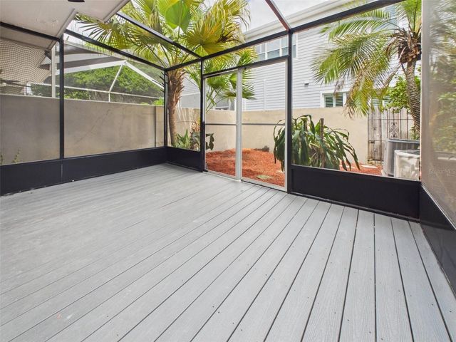 2415 W JETTON AVENUE, Tampa, FL 33629