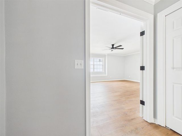 2415 W JETTON AVENUE, Tampa, FL 33629