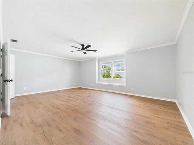 2415 W JETTON AVENUE, Tampa, FL 33629