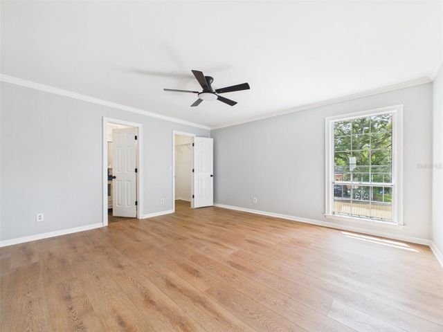2415 W JETTON AVENUE, Tampa, FL 33629