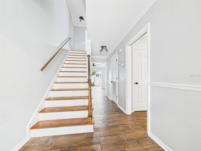 2415 W JETTON AVENUE, Tampa, FL 33629