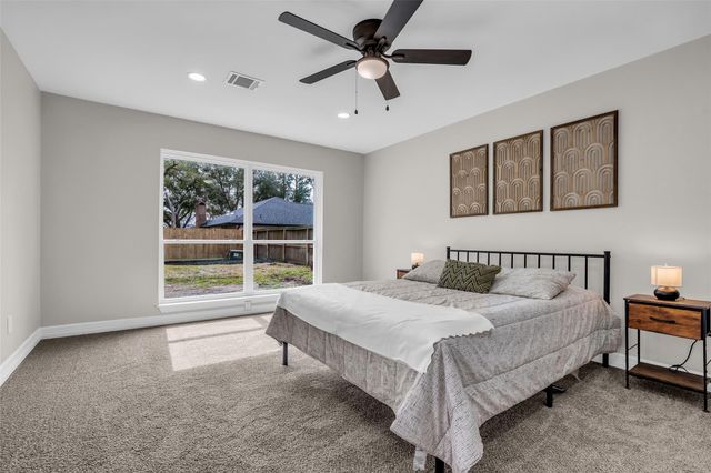 2123 N Fountain Valley Drive, Missouri City, TX 77459