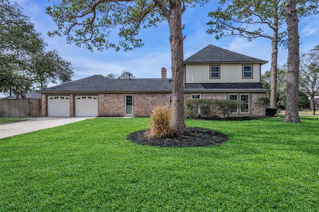 2123 N Fountain Valley Drive, Missouri City, TX 77459