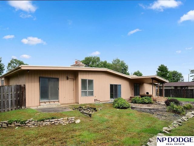 4725 N 103rd Street, Omaha, NE 68134