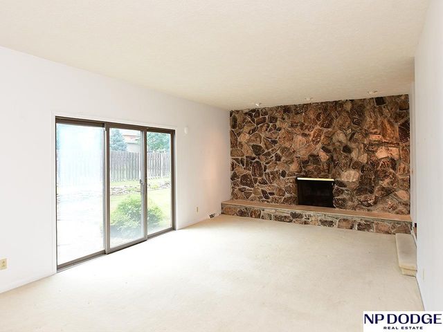 4725 N 103rd Street, Omaha, NE 68134