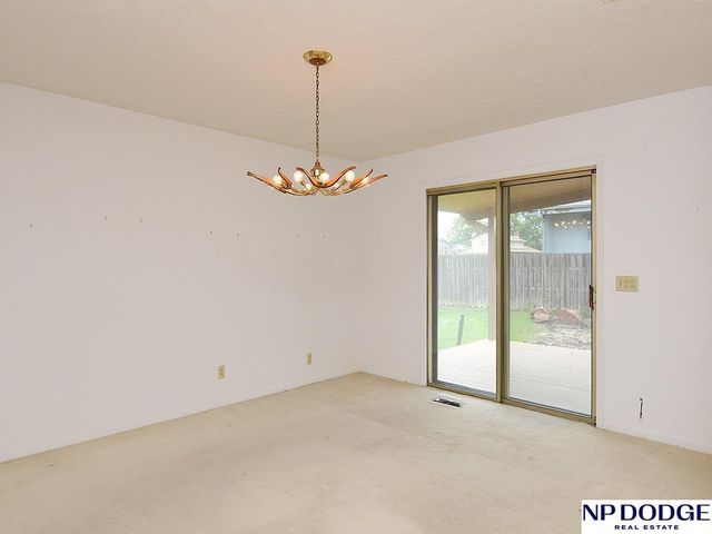 4725 N 103rd Street, Omaha, NE 68134