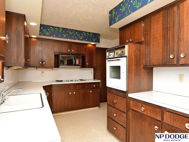 4725 N 103rd Street, Omaha, NE 68134