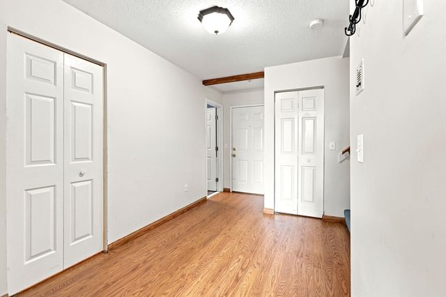 96 Old Colony Ave 302, Taunton, MA 02718