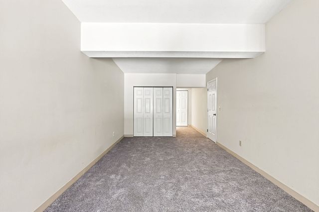 96 Old Colony Ave 302, Taunton, MA 02718