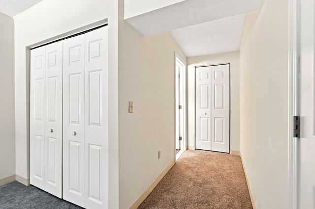 96 Old Colony Ave 302, Taunton, MA 02718