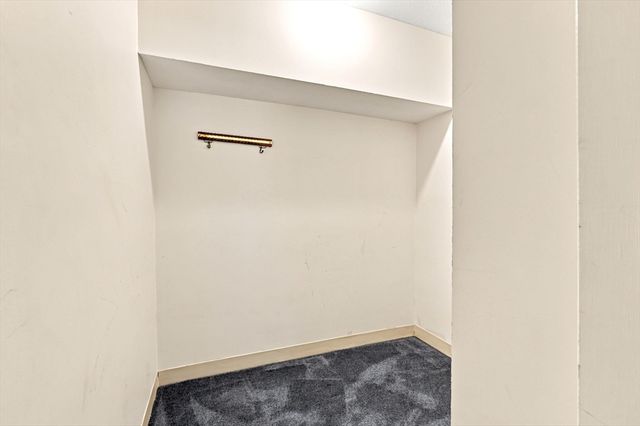 96 Old Colony Ave 302, Taunton, MA 02718
