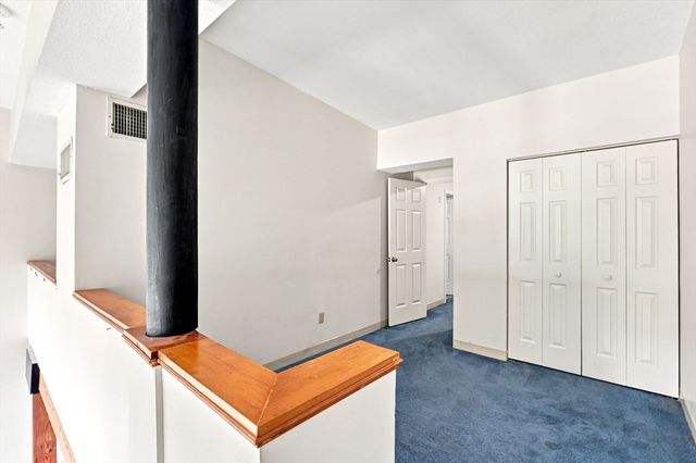 96 Old Colony Ave 302, Taunton, MA 02718