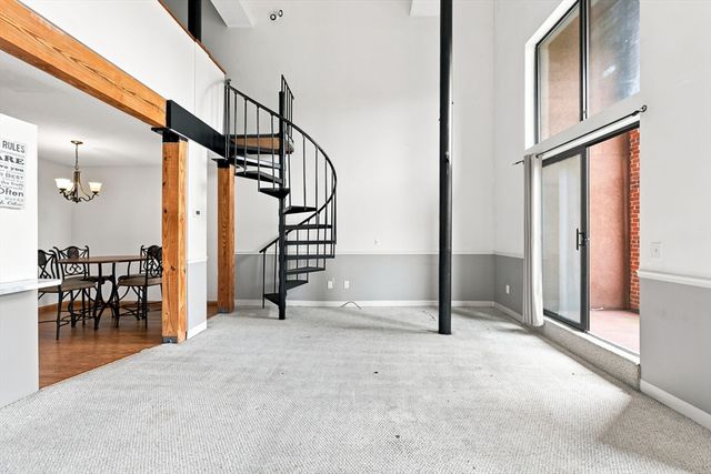 96 Old Colony Ave 302, Taunton, MA 02718