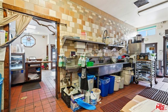 5371 Alhambra Avenue, Los Angeles, CA 90032