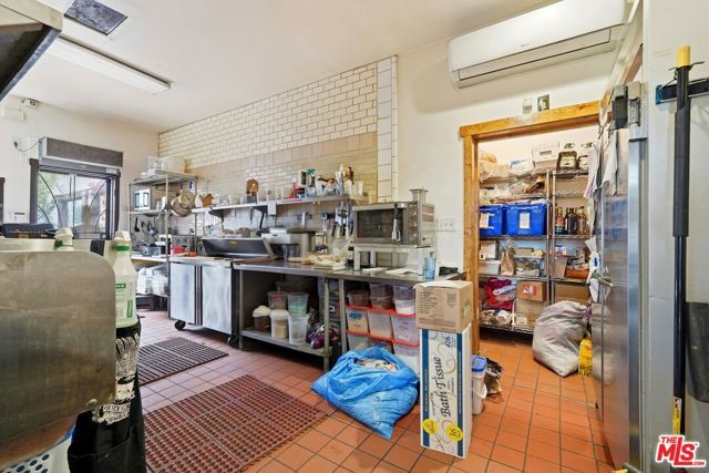 5371 Alhambra Avenue, Los Angeles, CA 90032