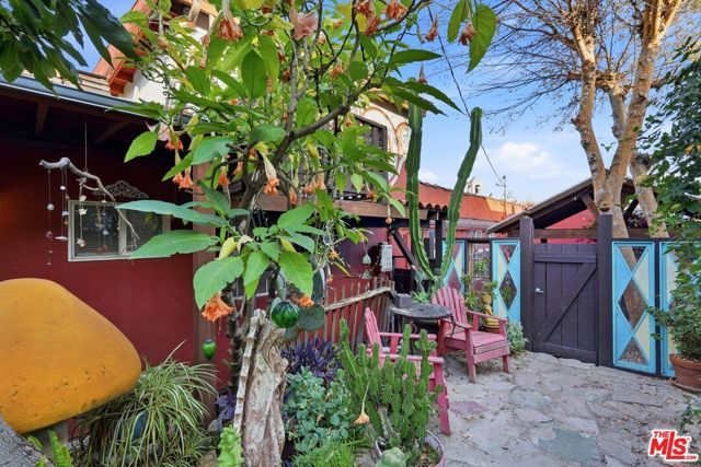 5371 Alhambra Avenue, Los Angeles, CA 90032