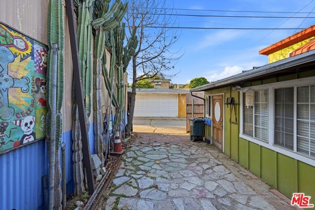 5371 Alhambra Avenue, Los Angeles, CA 90032
