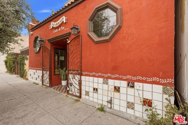 5371 Alhambra Avenue, Los Angeles, CA 90032