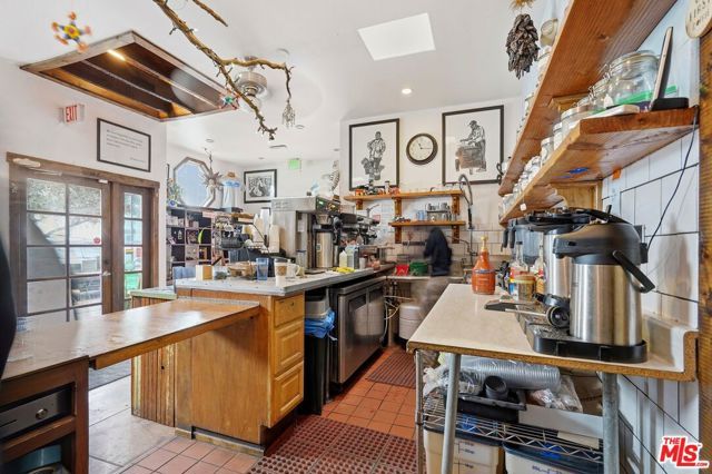 5371 Alhambra Avenue, Los Angeles, CA 90032