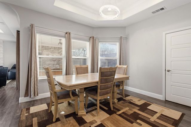 104 N 4th Street, Trenton, TX 75490