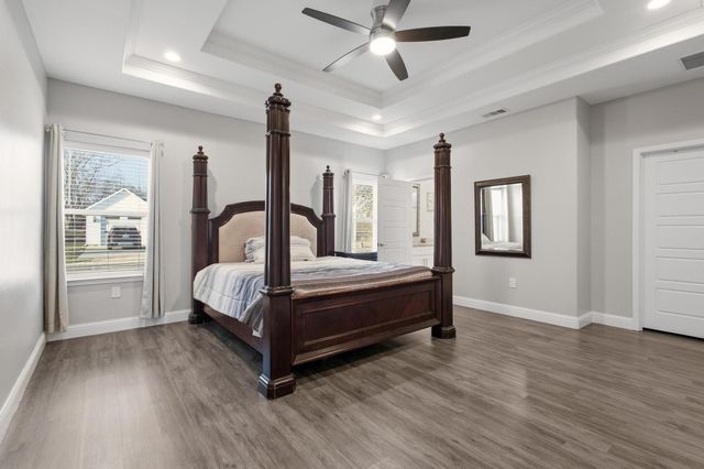 104 N 4th Street, Trenton, TX 75490